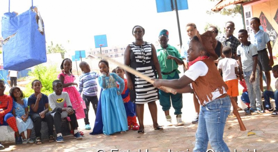 Entebbe Junior Cambridge Book Week023