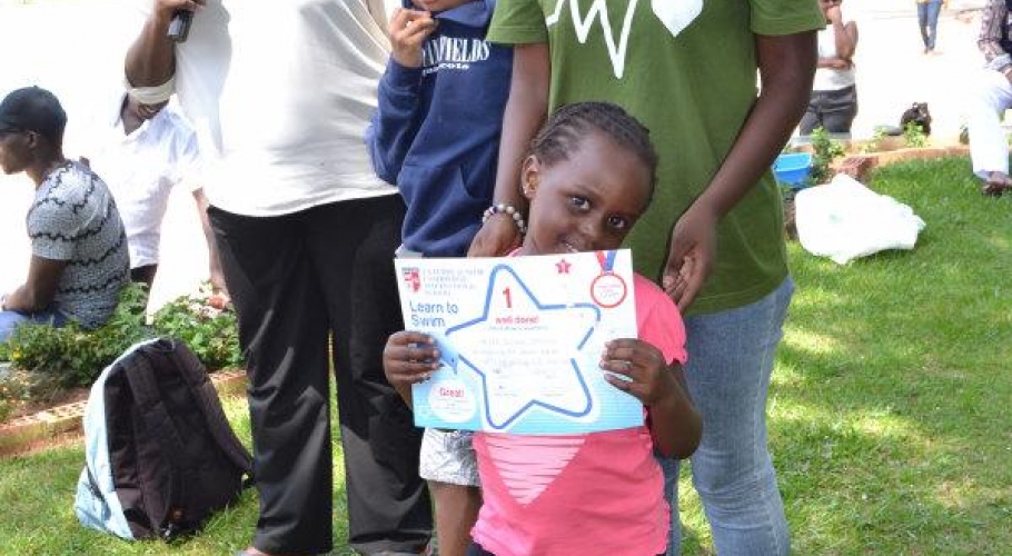 Entebbe Junior Cambridge Swimming Fete011