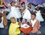 Entebbe Junior -  An Out of This World Christmas Production022