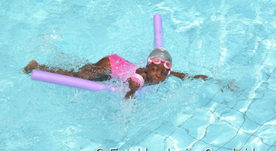 Entebbe Junior Cambridge Swimming Fete071