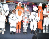 Entebbe Junior -  An Out of This World Christmas Production011