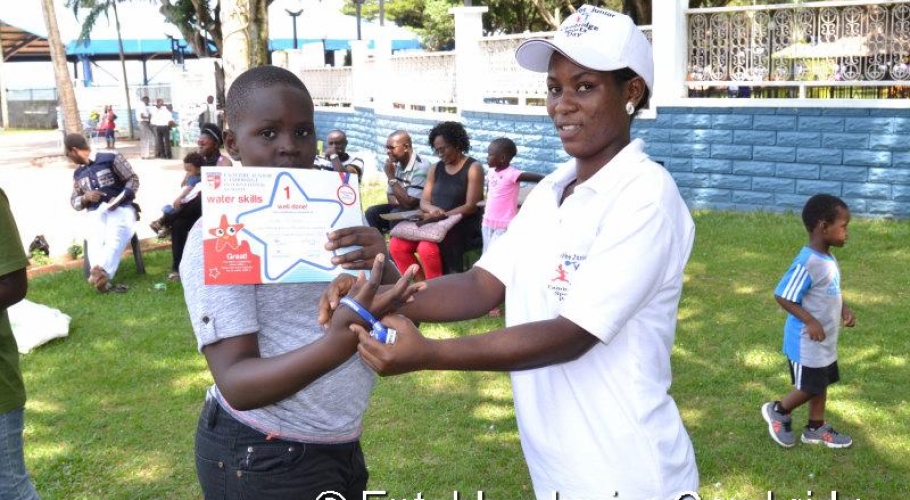 Entebbe Junior Cambridge Swimming Fete002