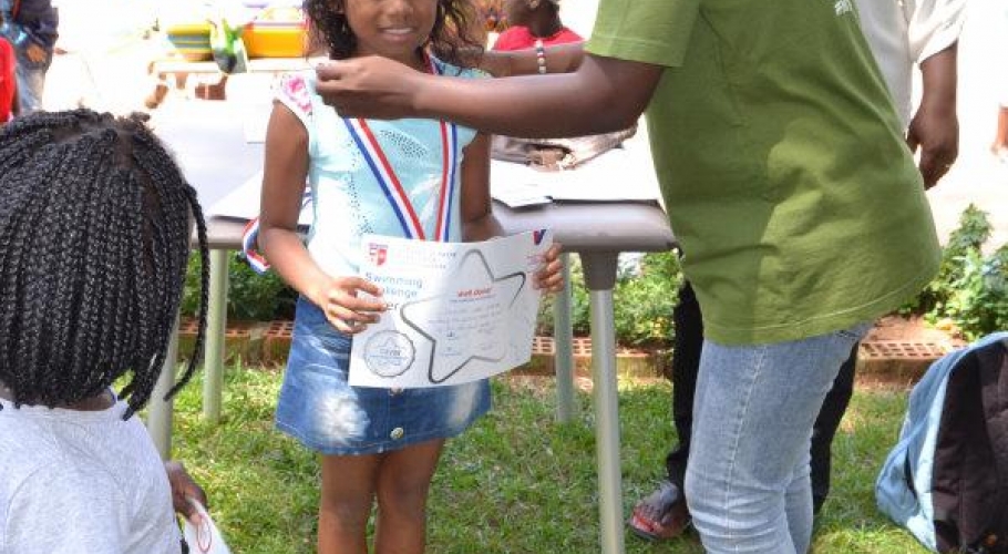 Entebbe Junior Cambridge Swimming Fete016