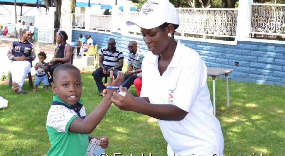 Entebbe Junior Cambridge Swimming Fete048